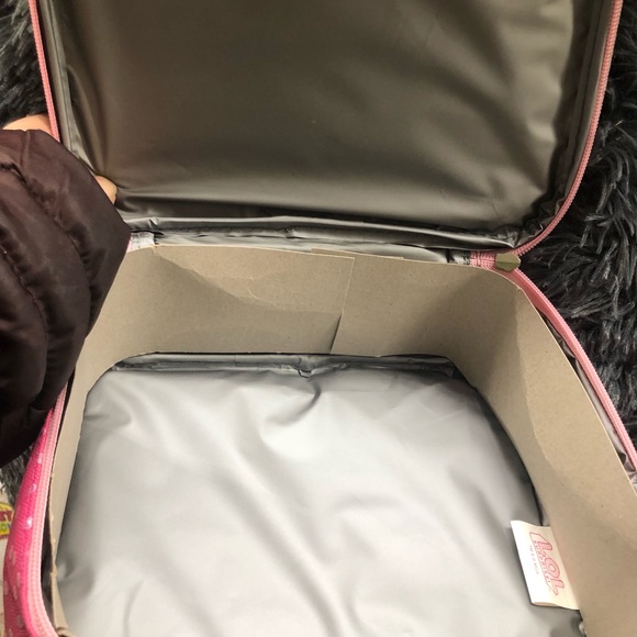 LOL Surprise Lunch box, lunch bag, tote - Picture 6 of 6